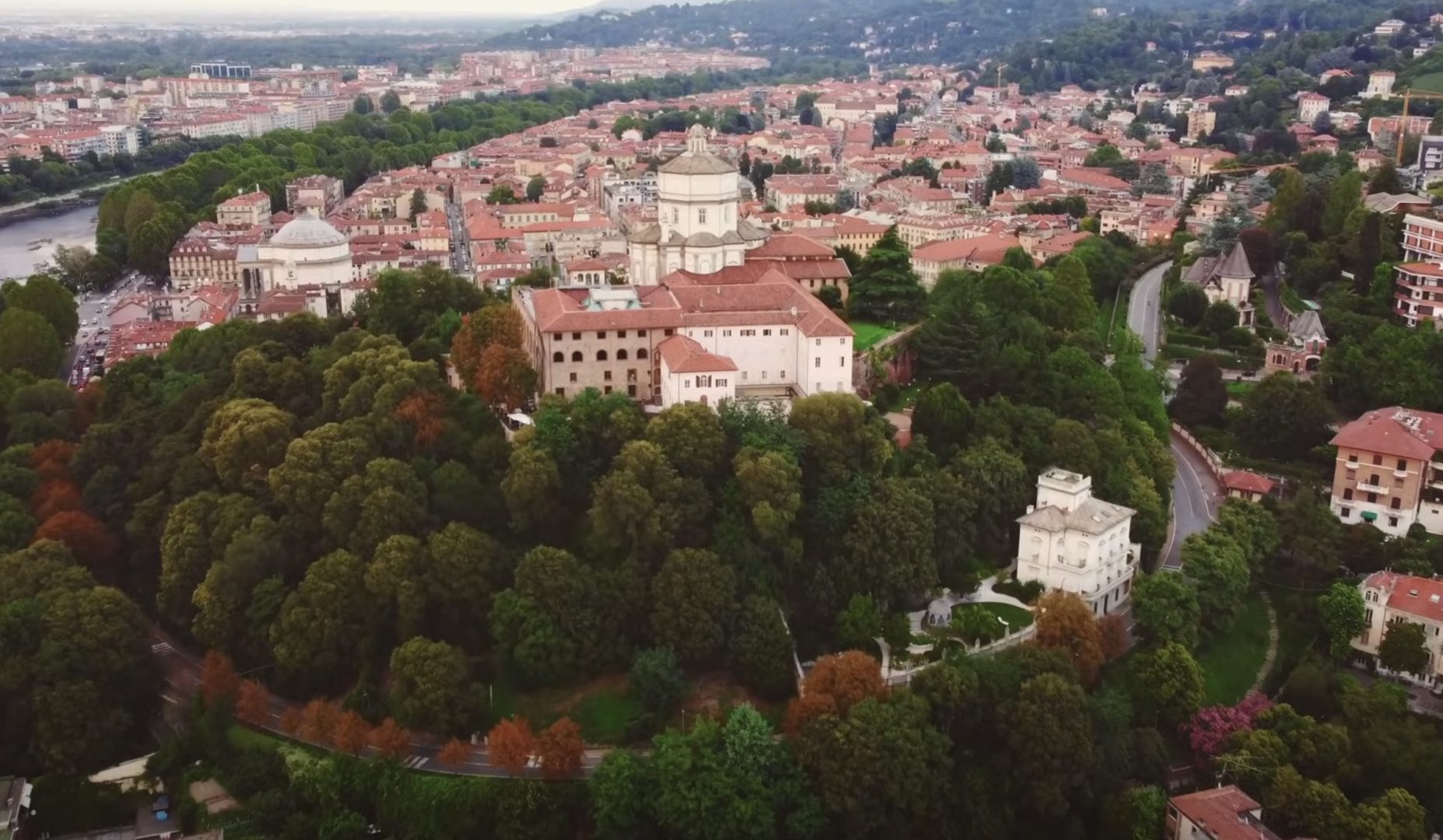 Turin : ville dangereuse ? Sécurité et conseils 🛡️