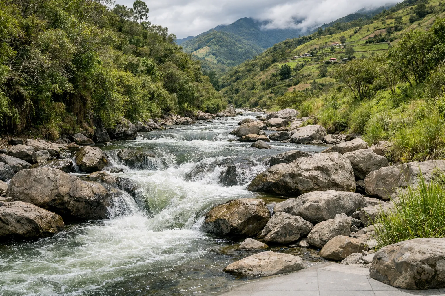 Découvrir Rio Irquis : randonnée et paysages d’Azuay
