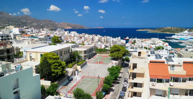 crete en avril